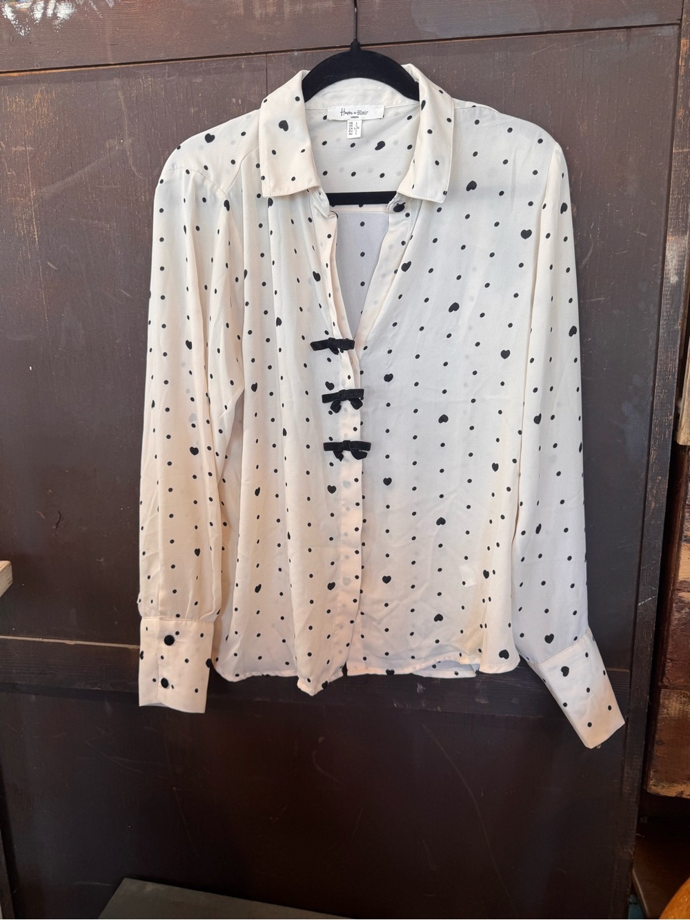 Hearts & Bows Button-Up Blouse - Cream/Black